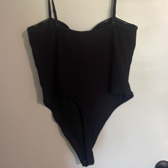 Good American Rib Tube Bodysuit - Picture 5 of 6